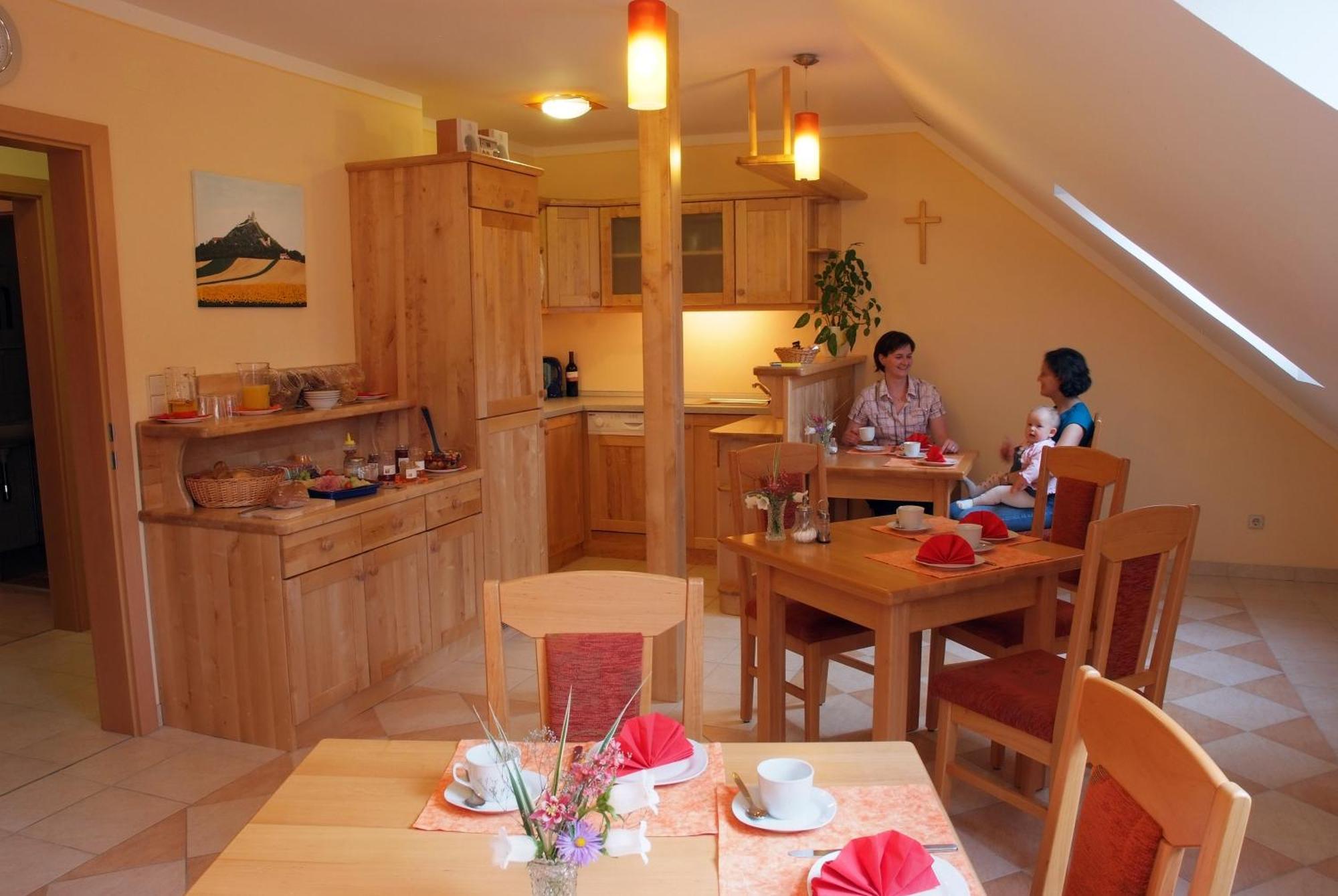 Gaestezimmer Rieder Staatz Extérieur photo